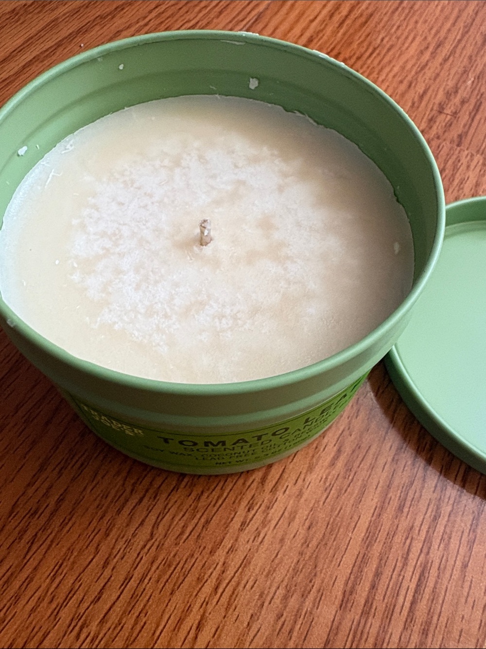 Trader Joe's Tomato Leaf Scented Candle - Green Tin - Picture 3 of 8